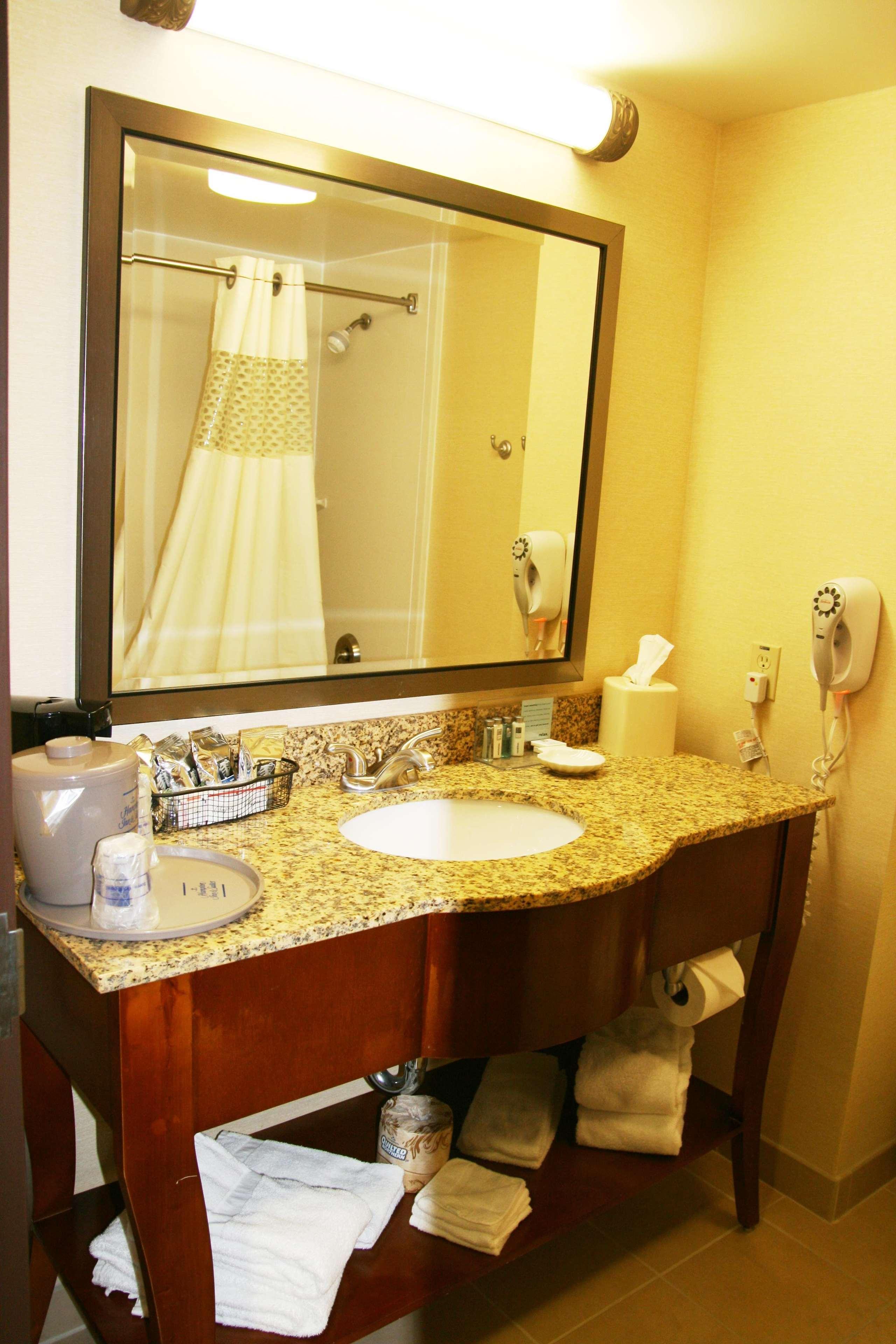 Hampton Inn&Suites Lancaster Habitación foto