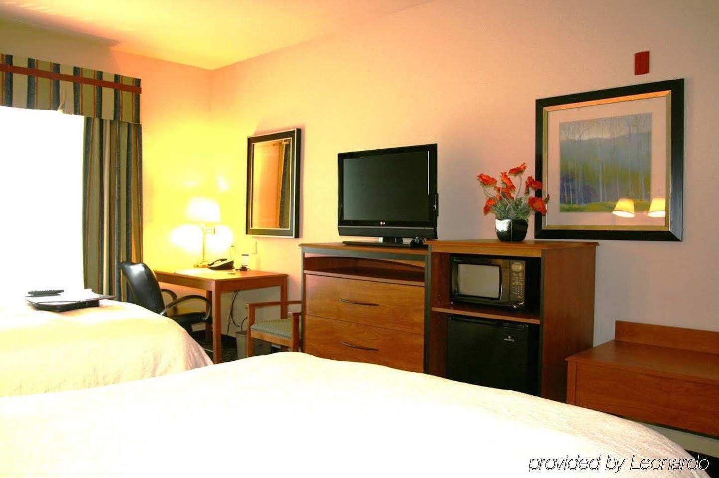 Hampton Inn&Suites Lancaster Habitación foto